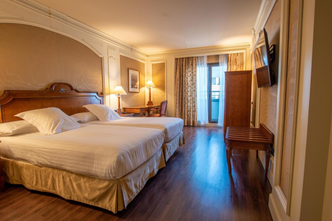 Hotel Sevilla Center Esterno foto